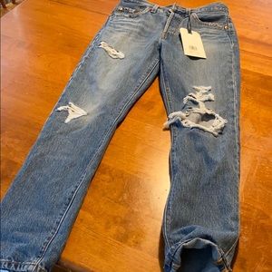 Levi 501 skinny jeans 25x28 distressed